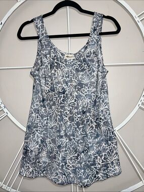 Abaco's 100% Silk Slate Blue and White Batik Print Scoop Neck Tank